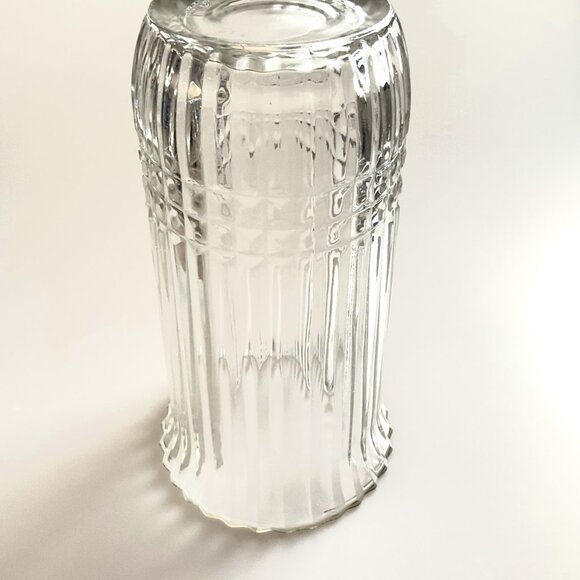 FTDA ELEGANT GLASS FLOWER VASE HEAVY THICK VINTAGE 1986 - Picture 2 of 9